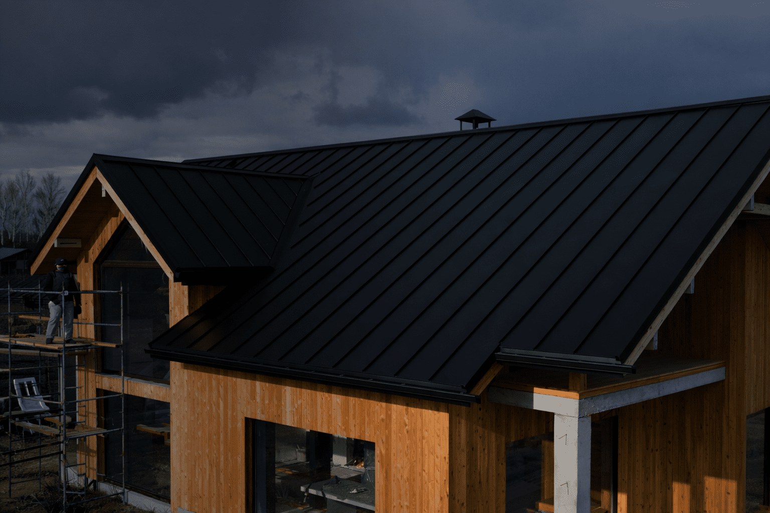 Roof Lifespan Guide: How Long Does a Roof Last?
