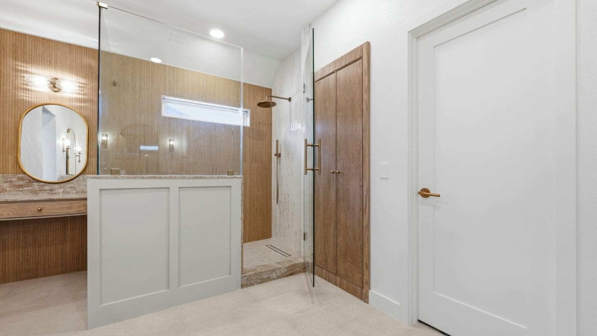 Curbless Showers: Weighing the Pros and Cons